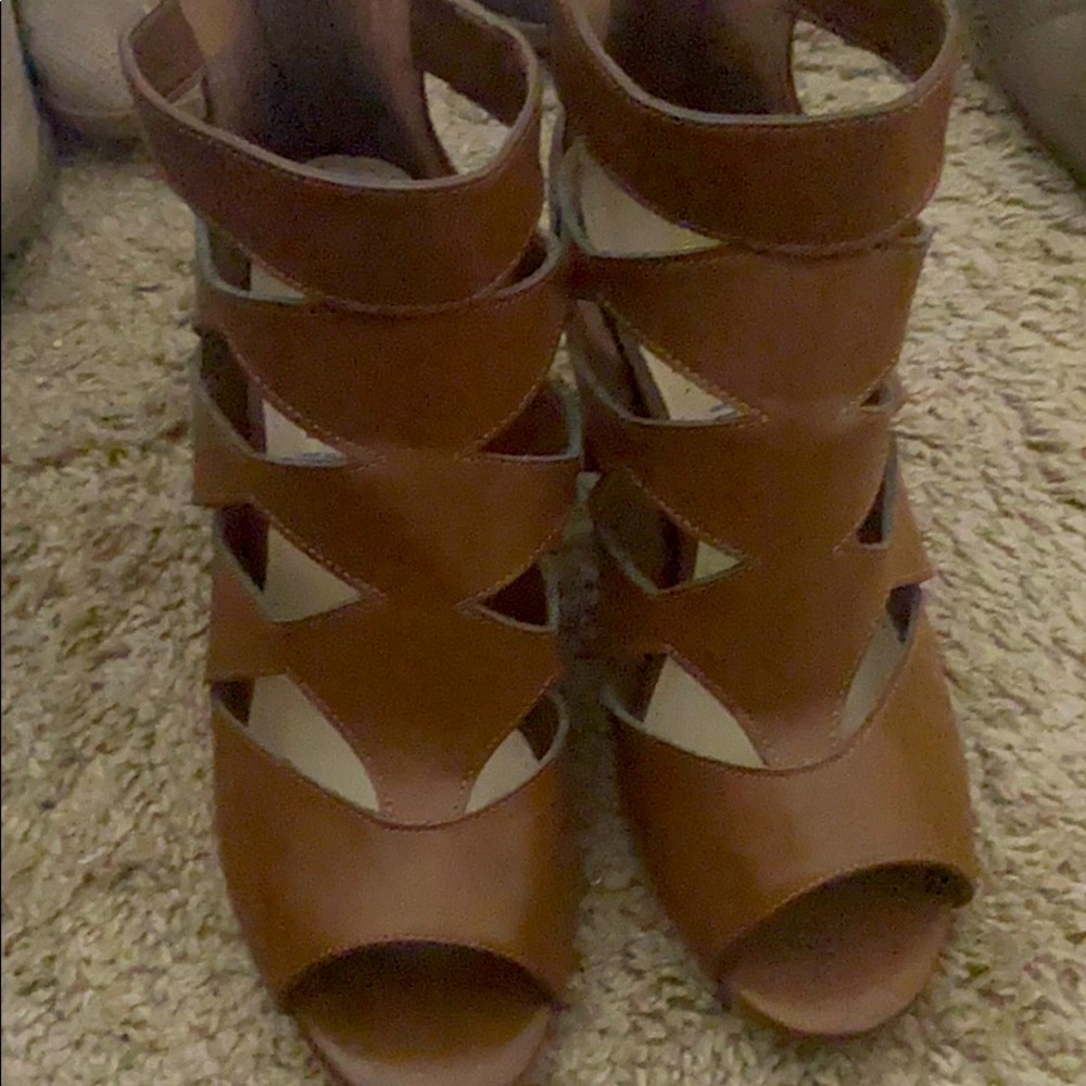 Liz claiborne sandals